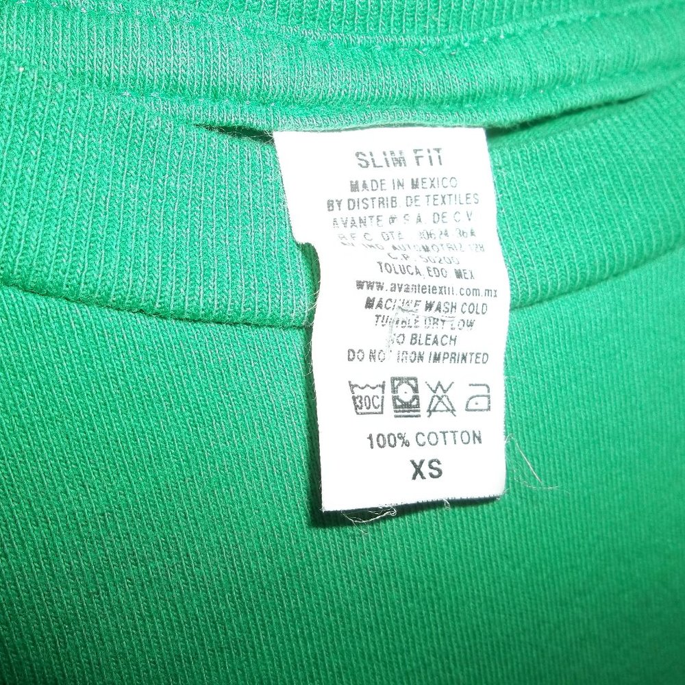 Very Rare Taking Back Sunday womens Concert Tshirt - Picture 2 of 2
